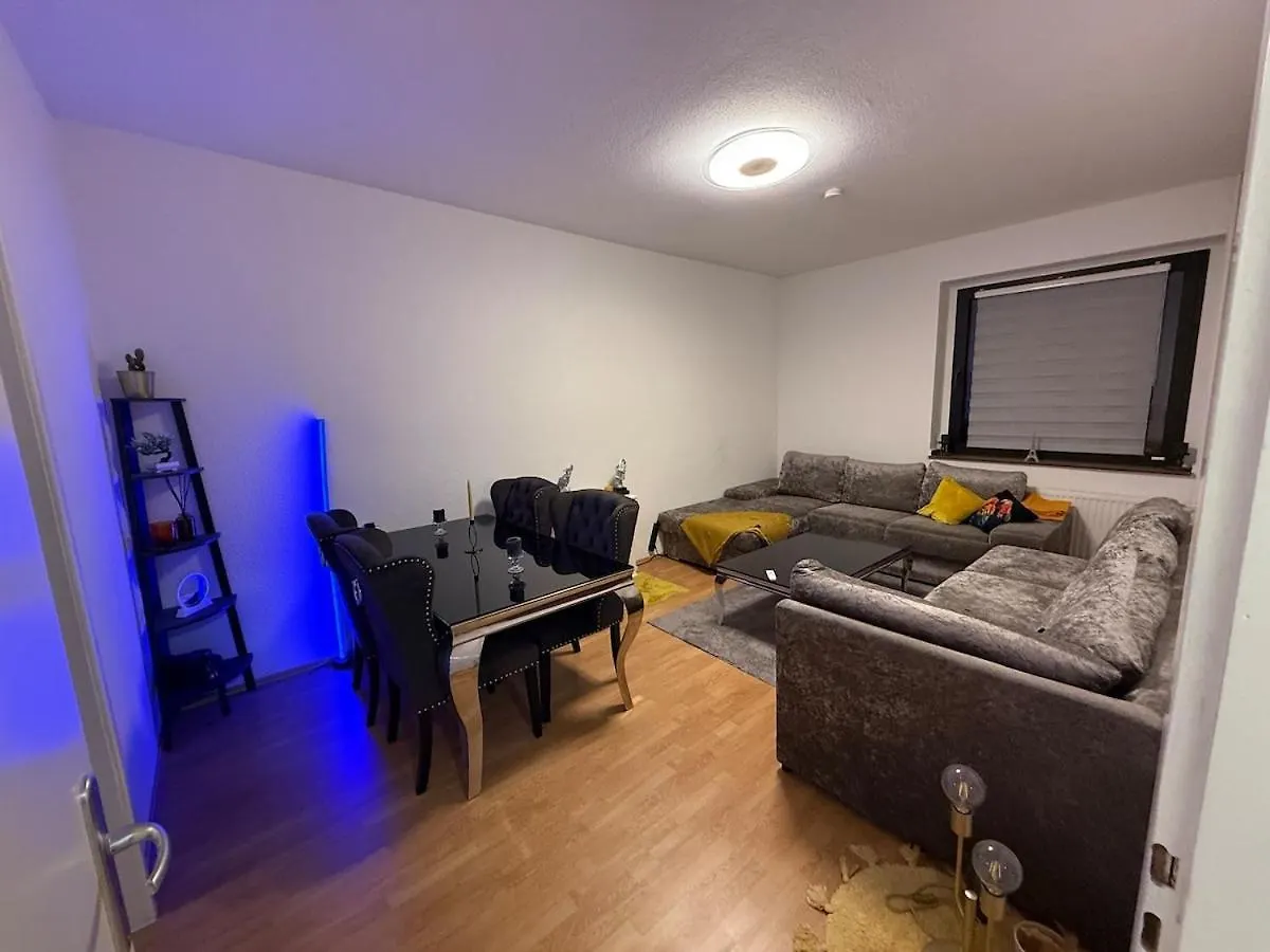 2Z Apartment Near Koenigsallee Düsseldorf