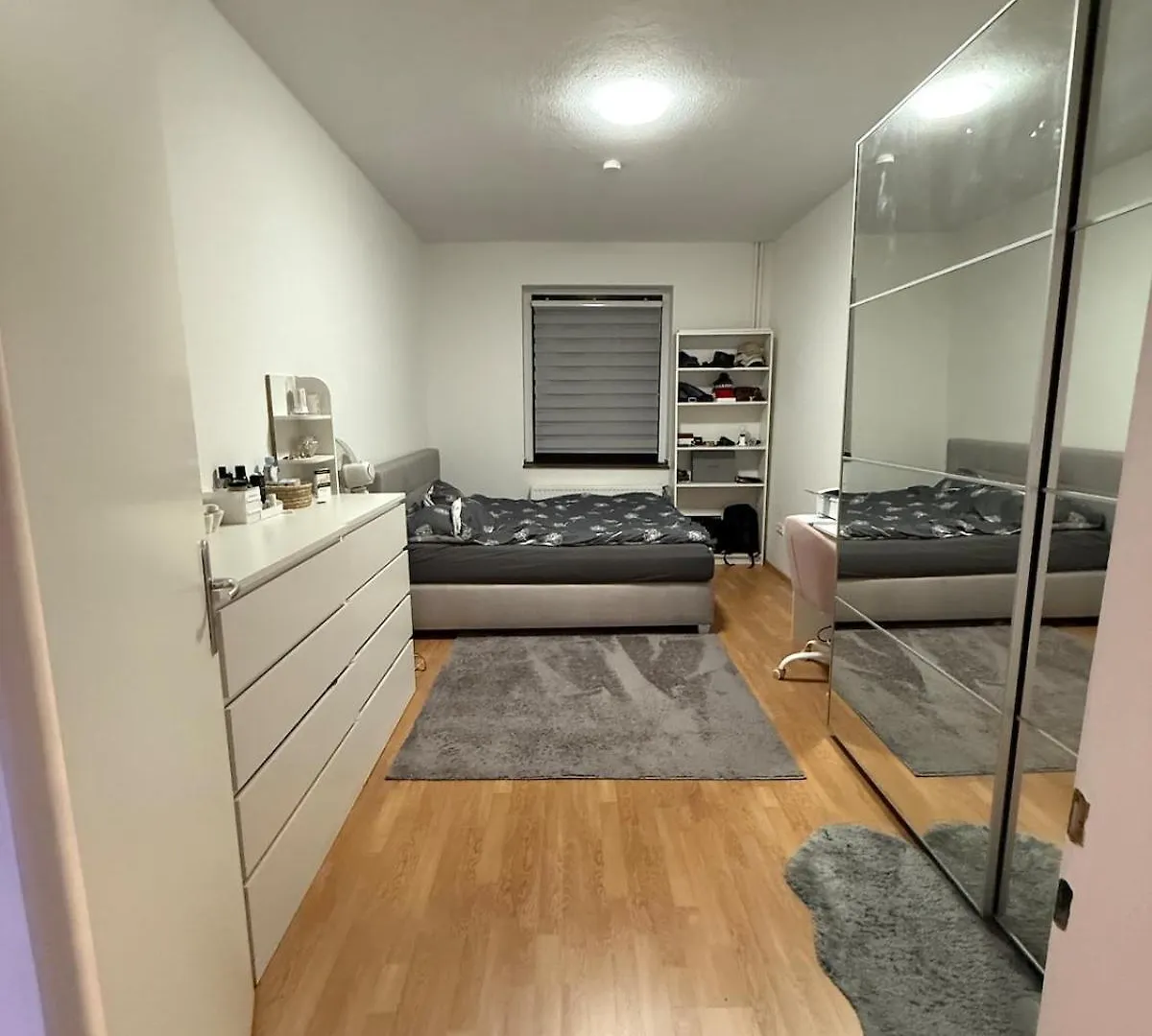2Z Apartment Near Koenigsallee Düsseldorf